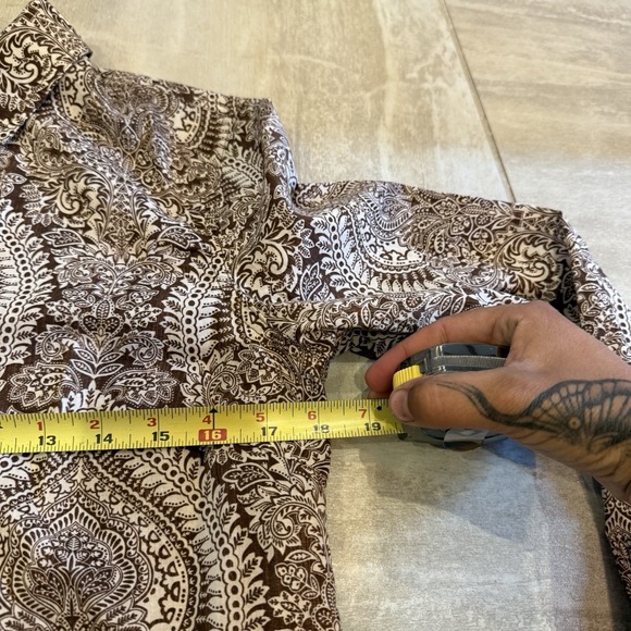 J McLaughlin Shirt Small Button Up Neutral Brown Paisley Western 100% Cotton - Picture 3 of 8